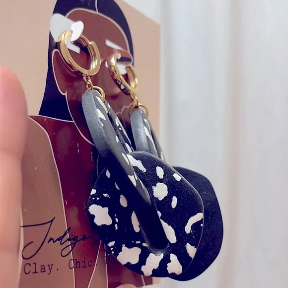 NWT Indigo Sands | black, white leopard print polymer clay oversize link… - Picture 5 of 6